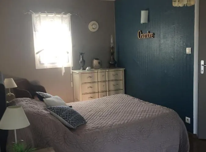 Les Charmilles Bed and breakfast 4*